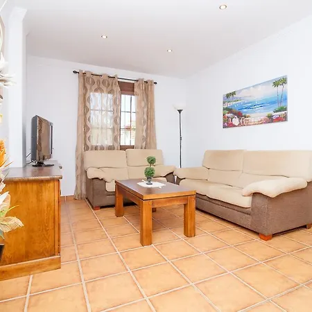 Carmen Canovas Casa de Férias